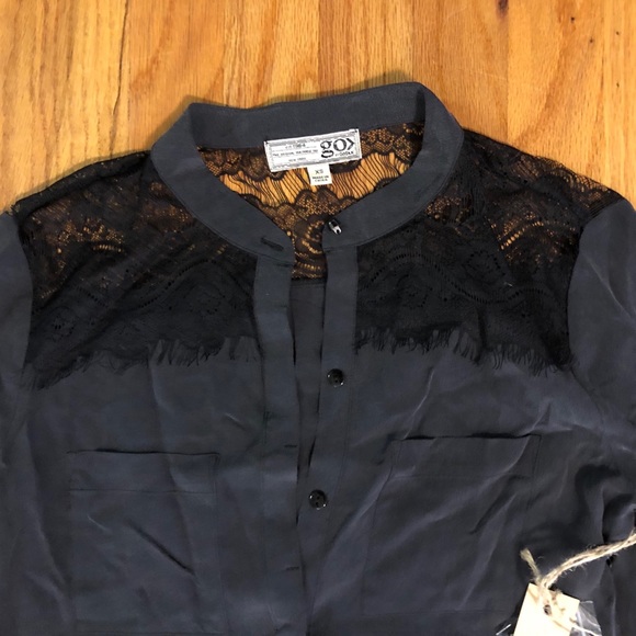 NWT Go by Go Silk 100% Silk deep grey lace panel Top - Picture 2 of 6